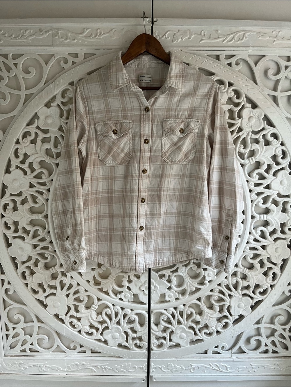 Frank & Oak Organic Cotton Plaid Button Up Shirt Beige Cream Flannel Medium
